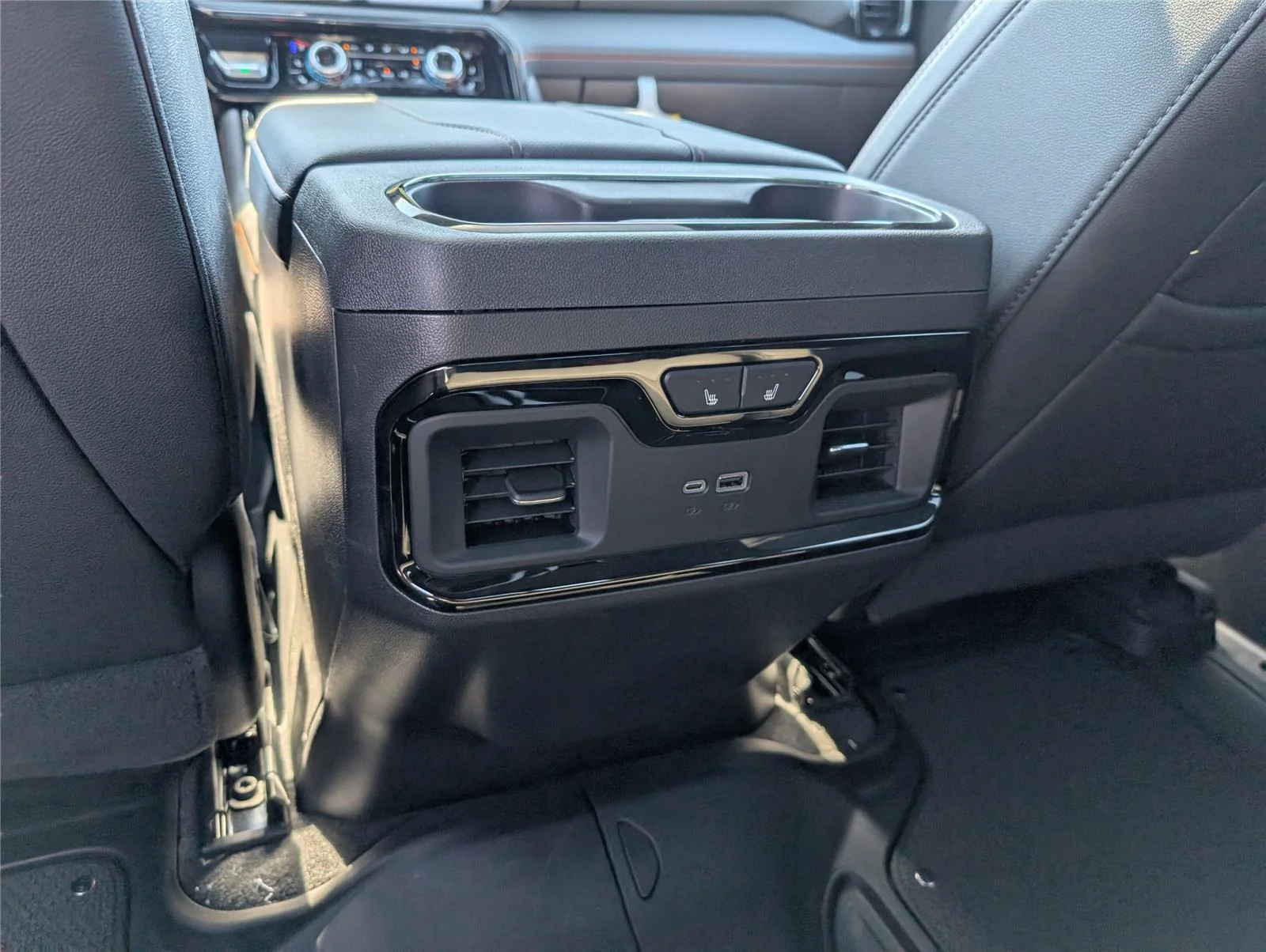 New 2026 Sterling Metallic GMC AT4 image 15