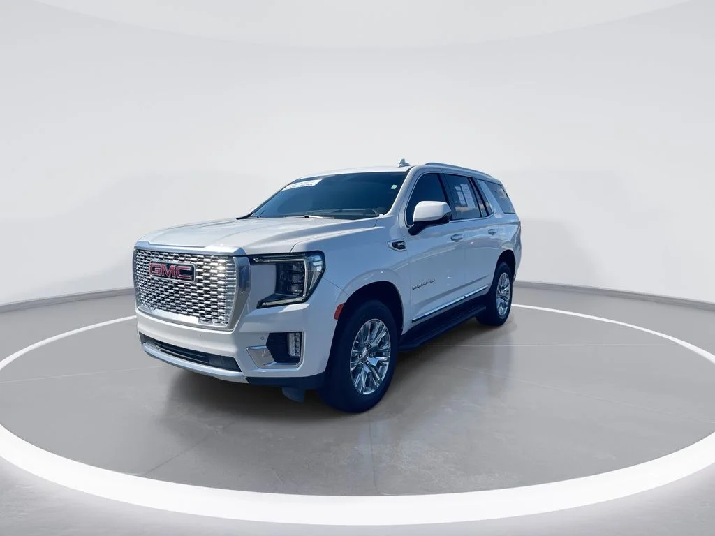 Used 2024 White GMC Denali image 4