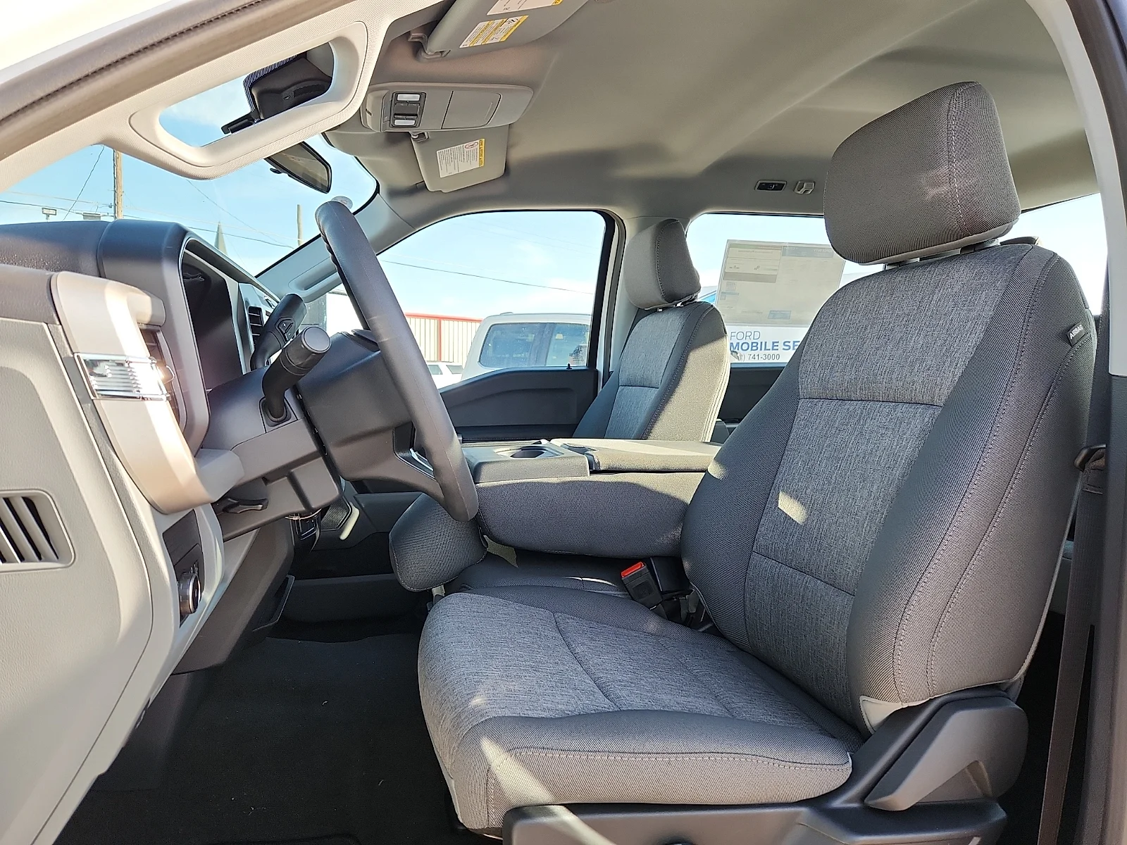 New 2027 Oxford White Ford XL image 17