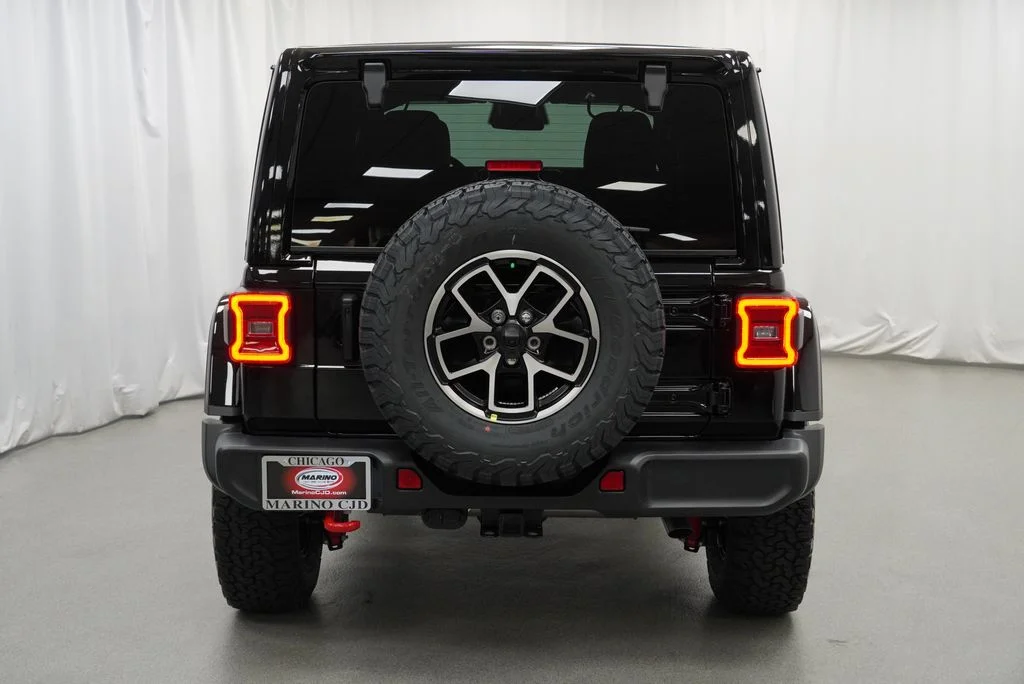 New 2026 Black Clear-Coat Exterior Paint Jeep Rubicon image 10