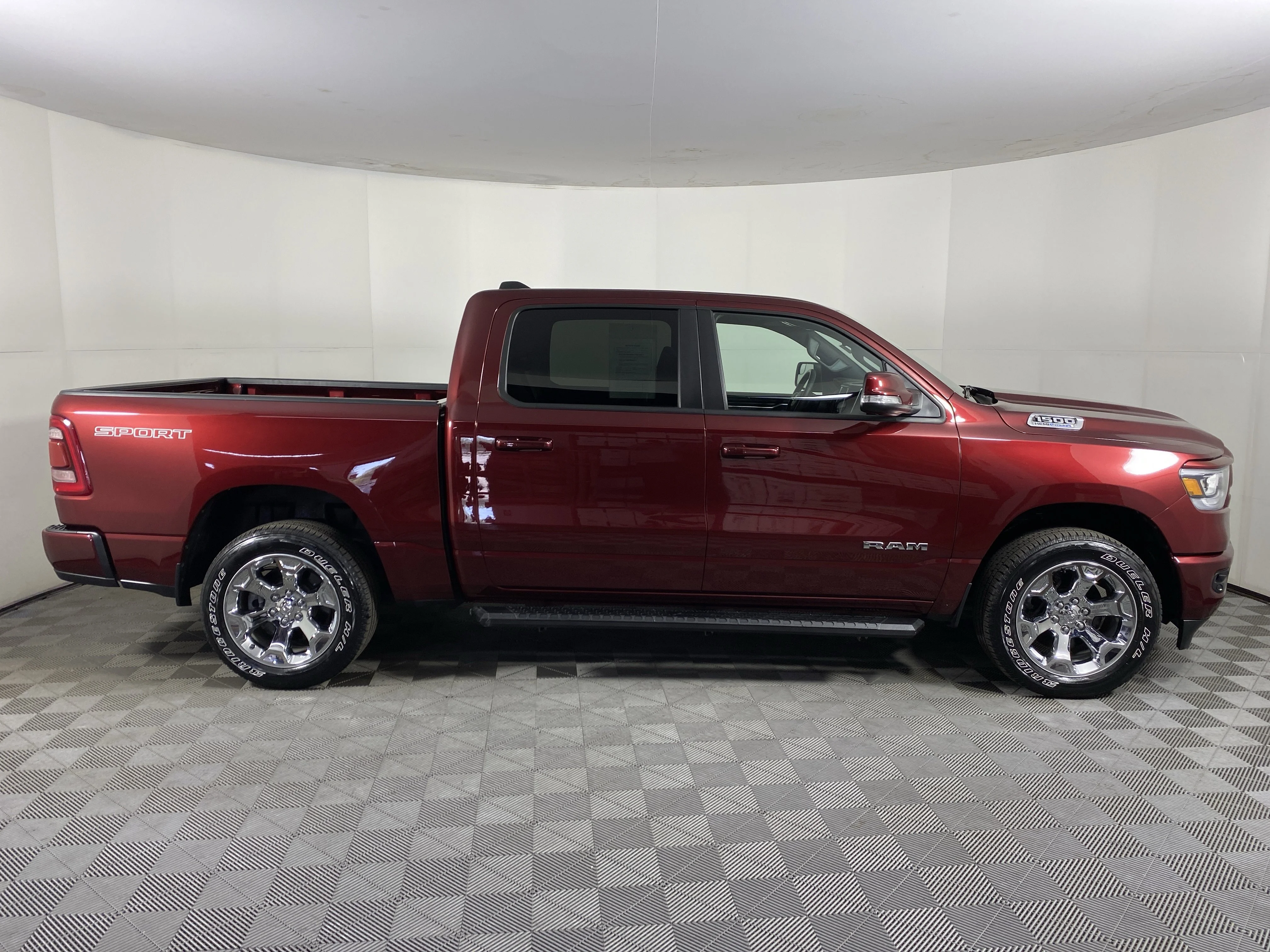 Used 2022 Delmonico Red Pearlcoat Ram Big Horn image 7