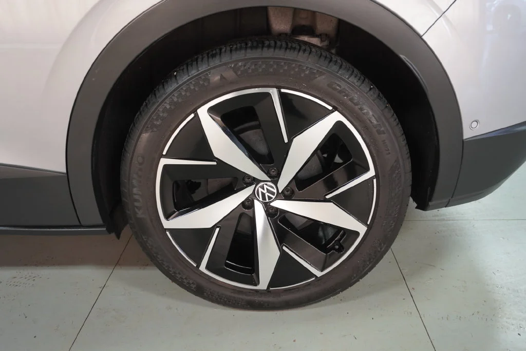 Certified Used 2023 Silver Mist Metallic Volkswagen Pro S image 45