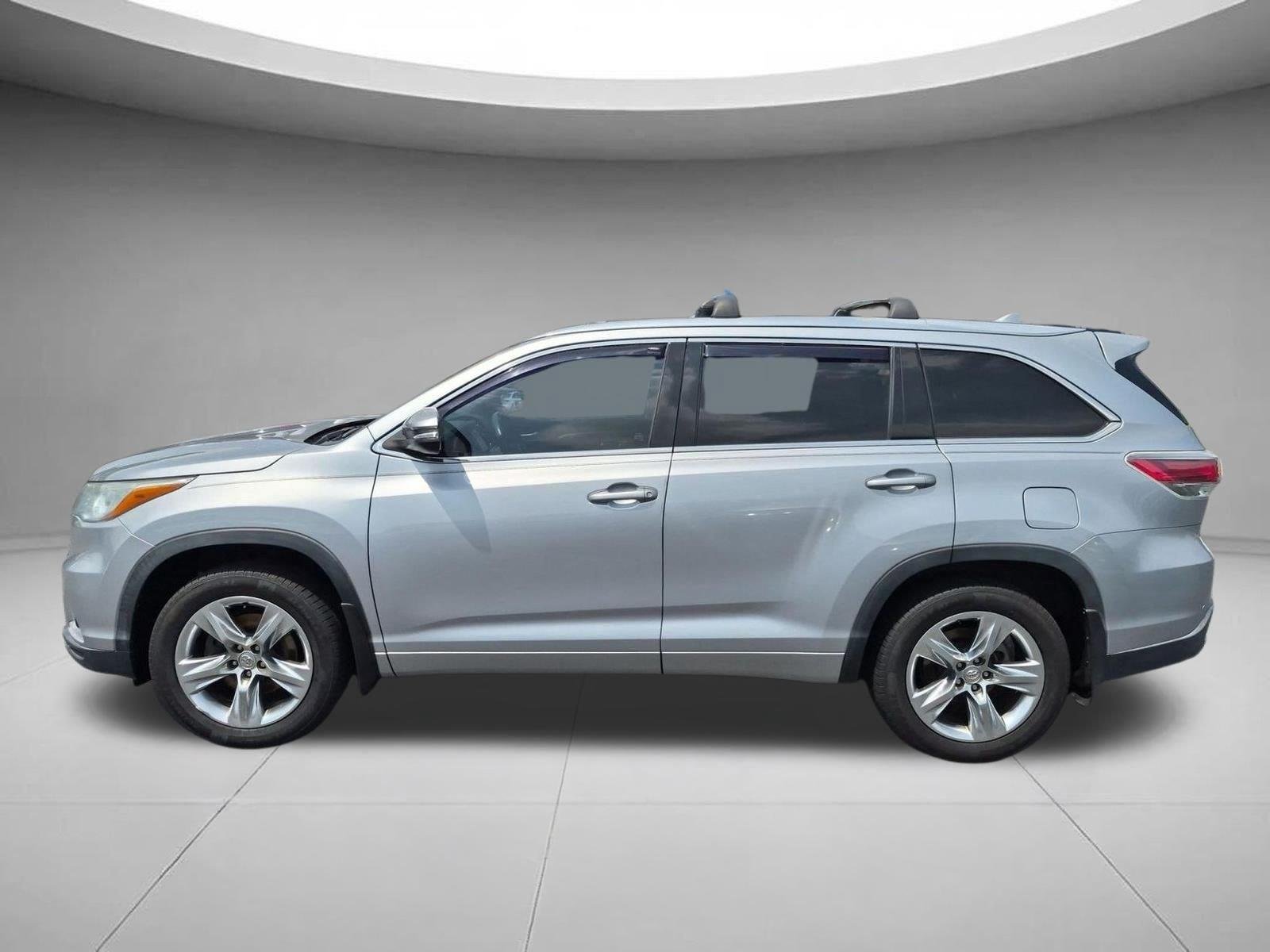 Used 2014 Toyota Highlander Limited with VIN 5TDDKRFH2ES055776 for sale in North Wilkesboro, NC