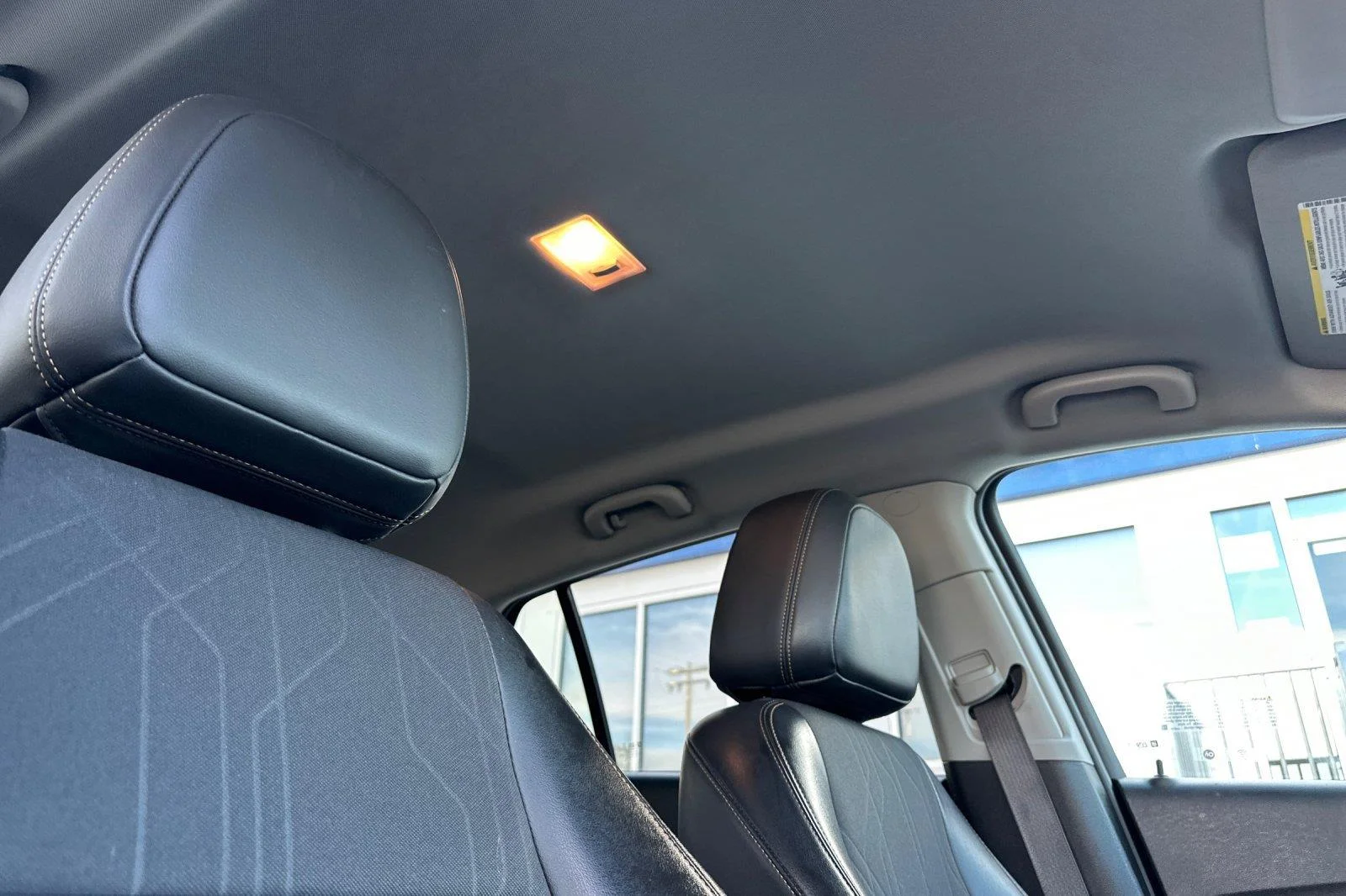 Used 2022 Summit White Chevrolet LT image 17