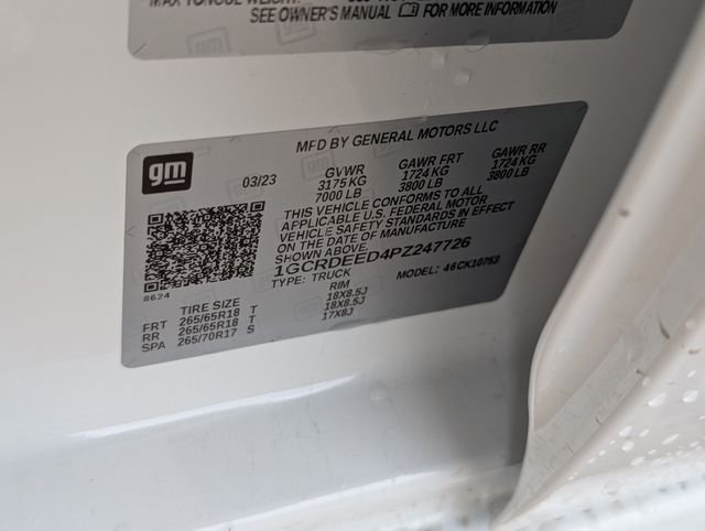 Used 2023 Summit White Chevrolet RST image 33