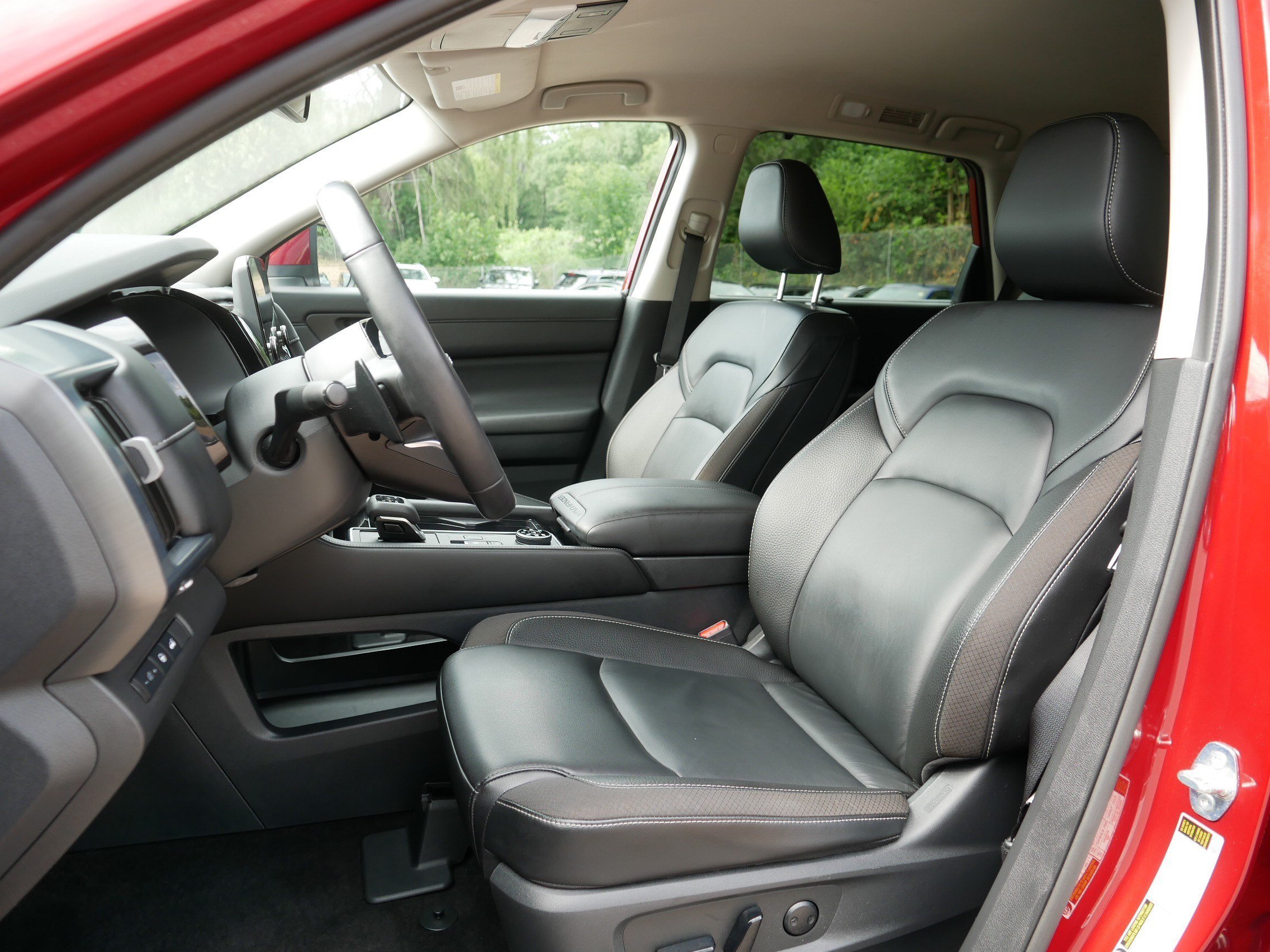 Certified Used 2024 Scarlet Ember Nissan SL image 34