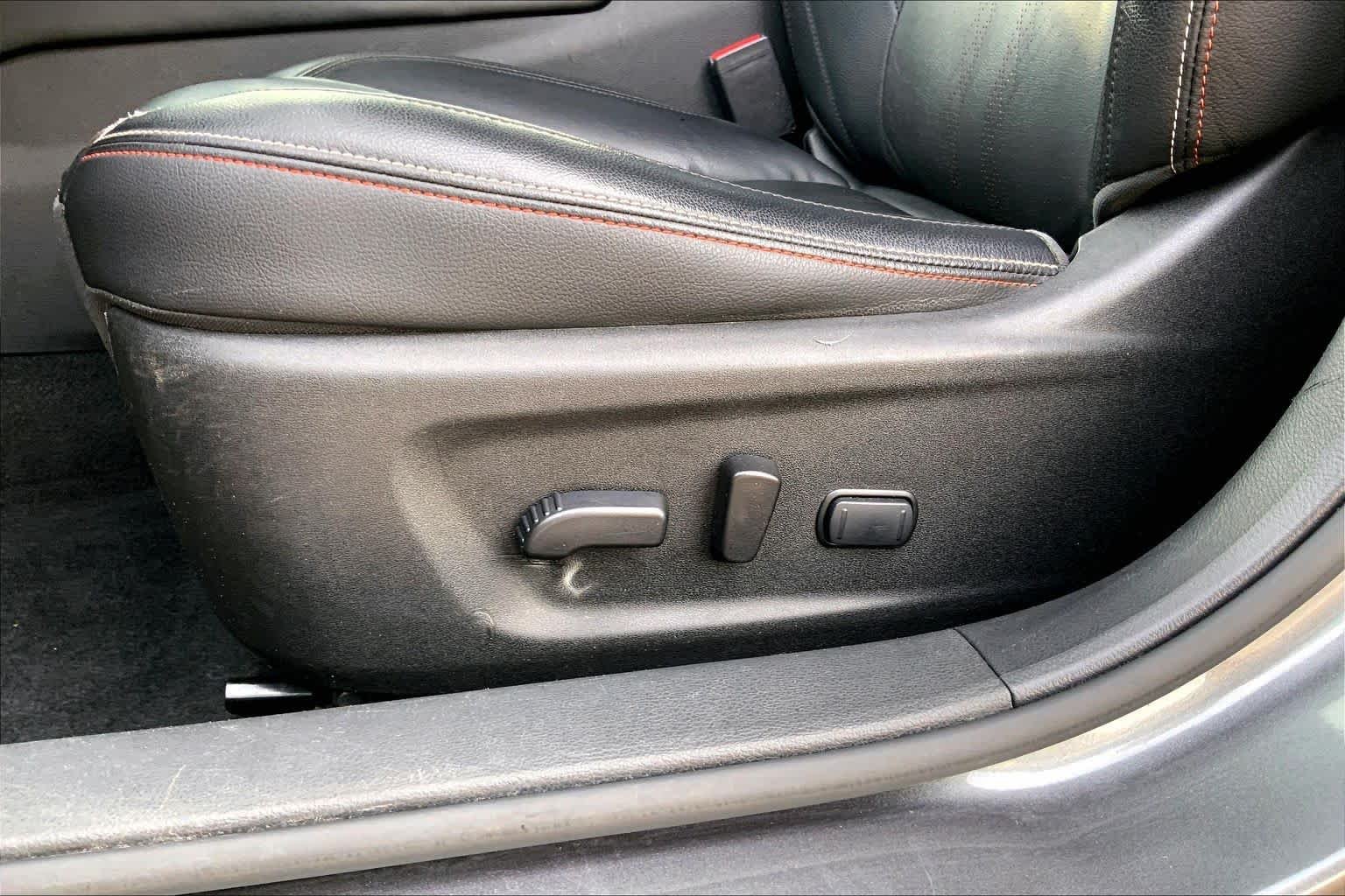 Used 2023 Gun Metallic Nissan 2.5 SR image 34