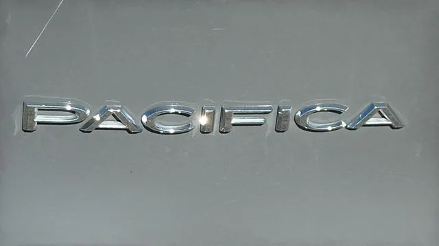 2023 Chrysler Pacifica Limited - Photo 28