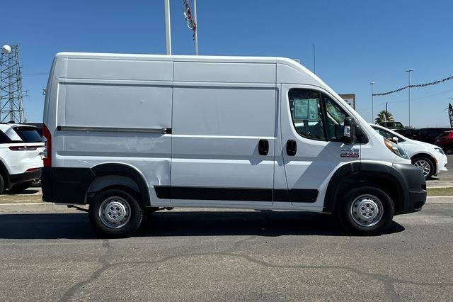 Used 2020 White Ram Base image 2