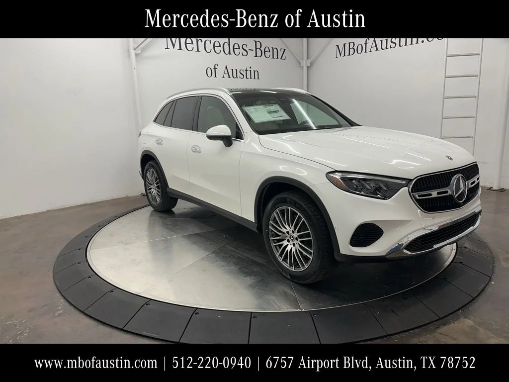 Used 2026 White Mercedes-Benz GLC 300 image 1