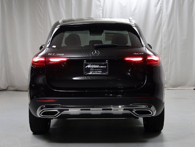 New 2027 Obsidian Black Metallic Mercedes-Benz GLC 300 image 33