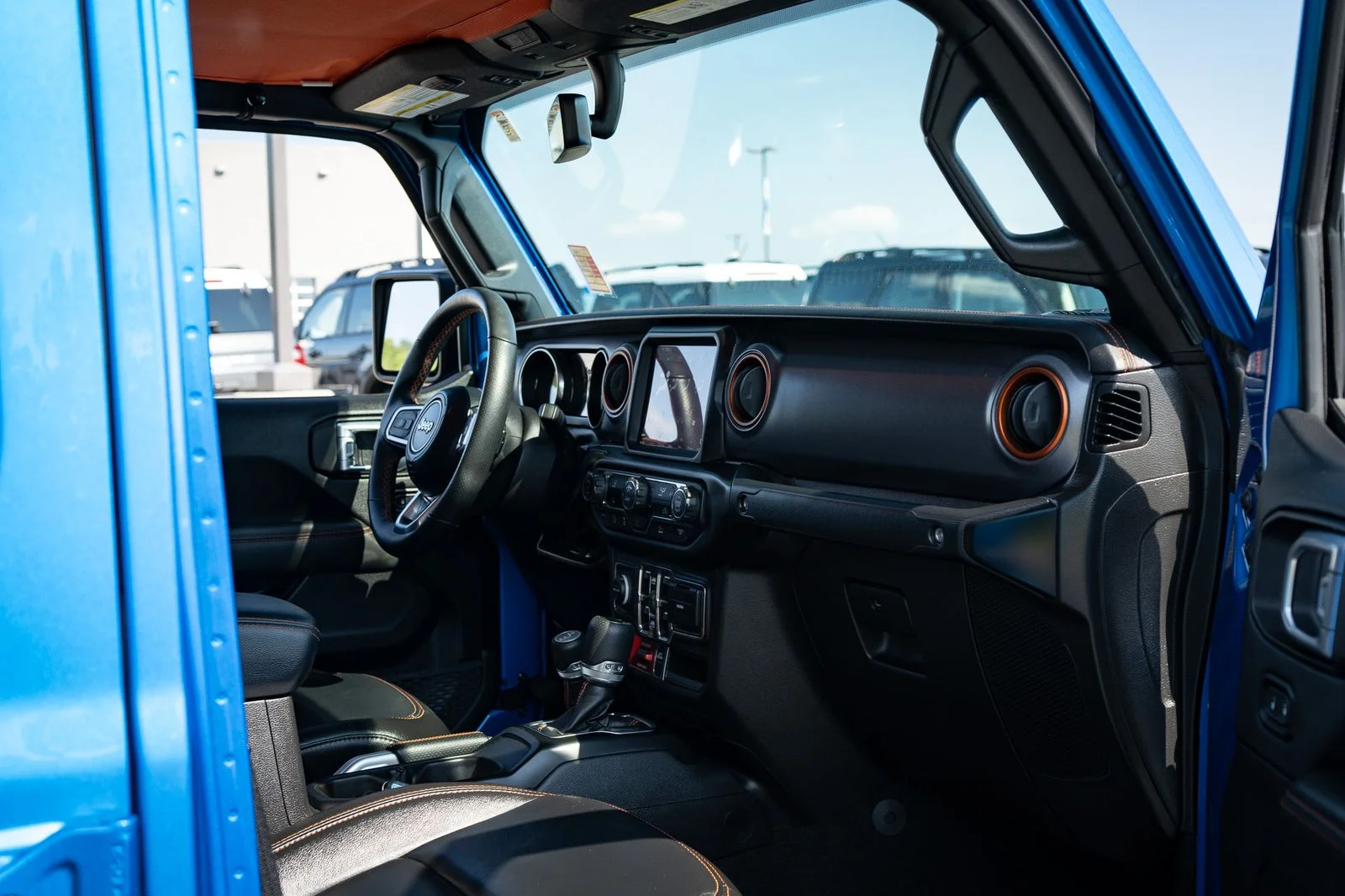 Used 2023 Blue Pearl Jeep Mojave image 21