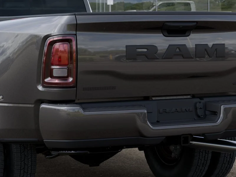 New 2026 Granite Crystal Metallic Clear-Coat Exterior Paint RAM Big Horn image 41