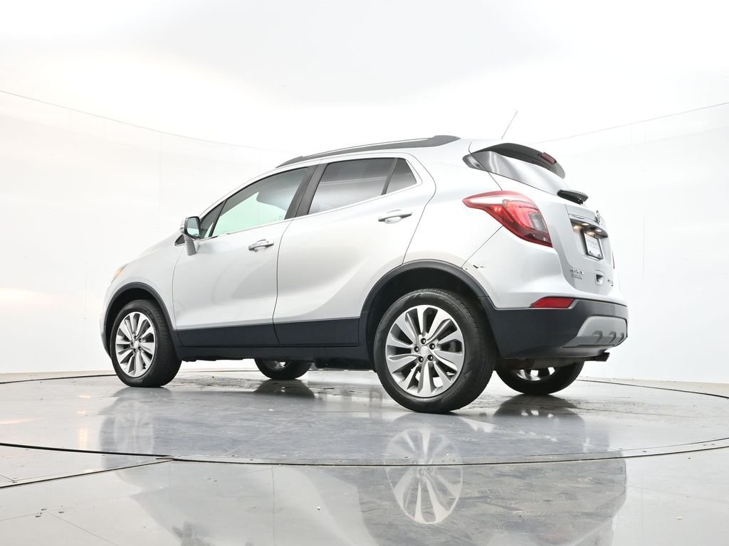 Used 2018 Silver Buick Preferred image 36