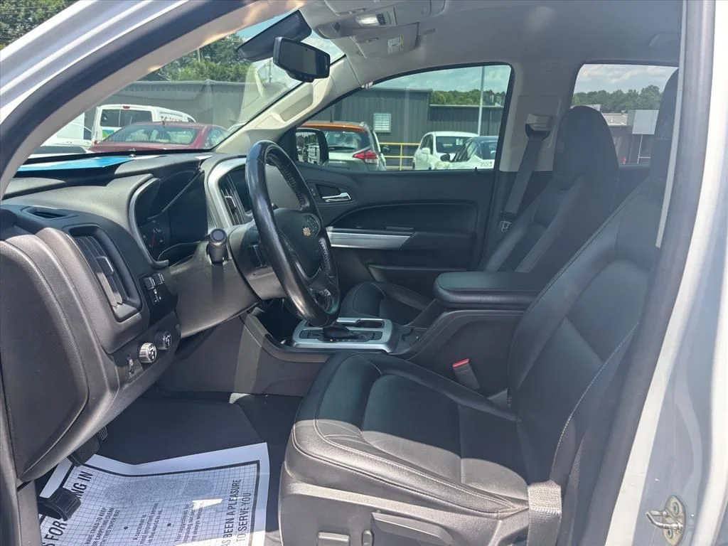 Used 2019 White Chevrolet ZR2 image 11