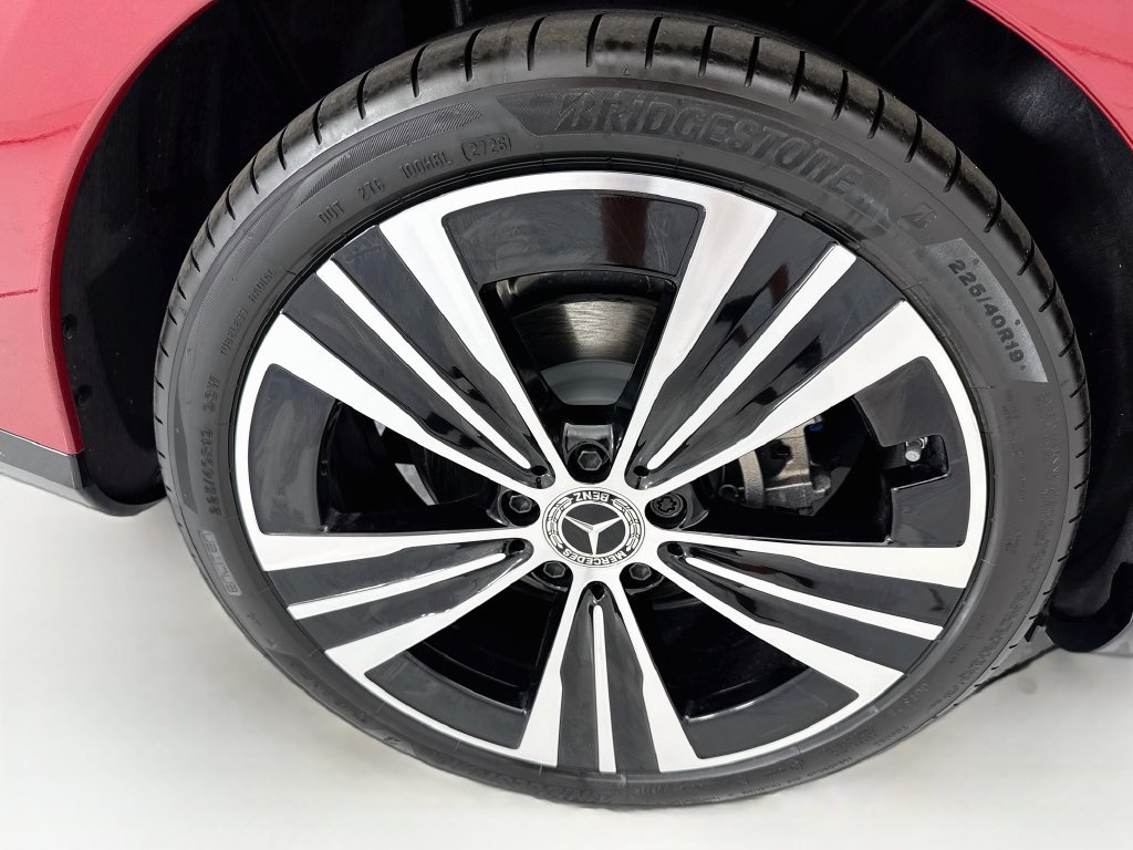 New 2027 MANUFAKTUR Patagonia Red Mercedes-Benz CLA 220 image 32