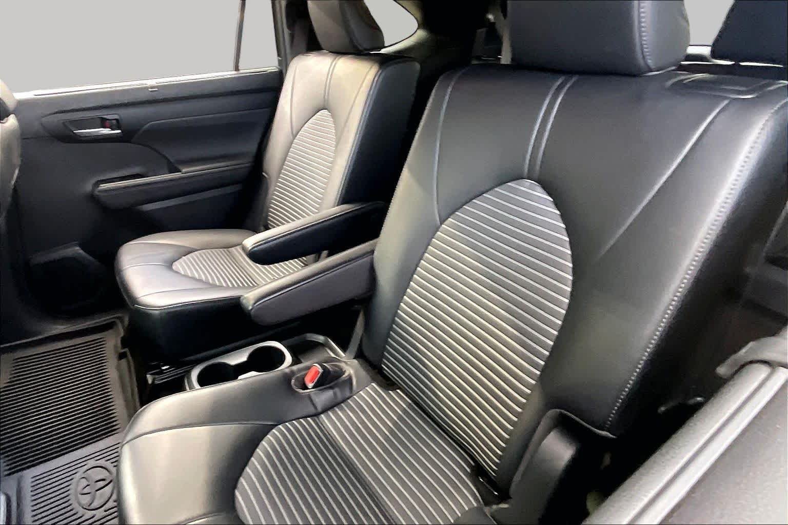 Used 2023 Midnight Black Metallic Toyota XSE image 21