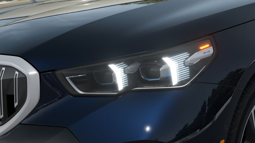 2026 BMW 5 Series 530i - Photo 32