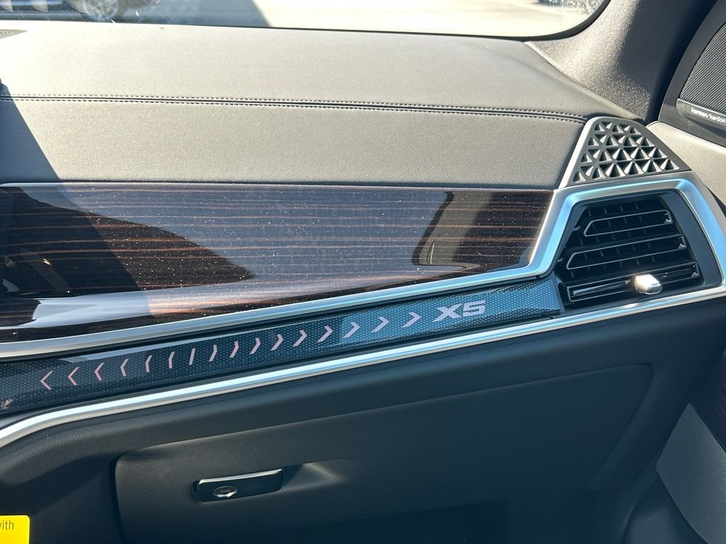 New 2026 Brooklyn Grey Metallic BMW xDrive50e image 26