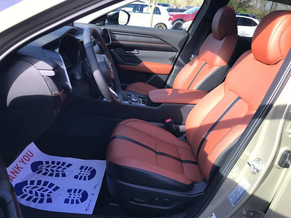 New 2026 Zircon Sand Metallic Mazda 2.5 Turbo Meridian Edition image 24