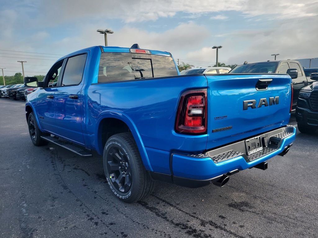 New 2026 Hydro Blue Pearl-Coat Exterior Paint RAM Big Horn/Lone Star image 7