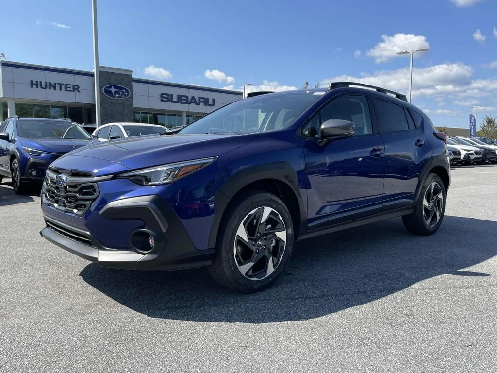 Used 2025 Sapphire Blue Pearl Subaru Limited image 24