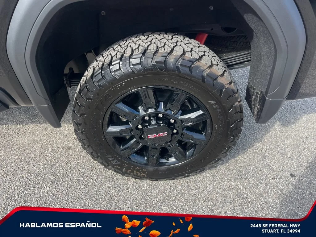 2026 GMC Sierra 2500HD AT4 - Photo 9