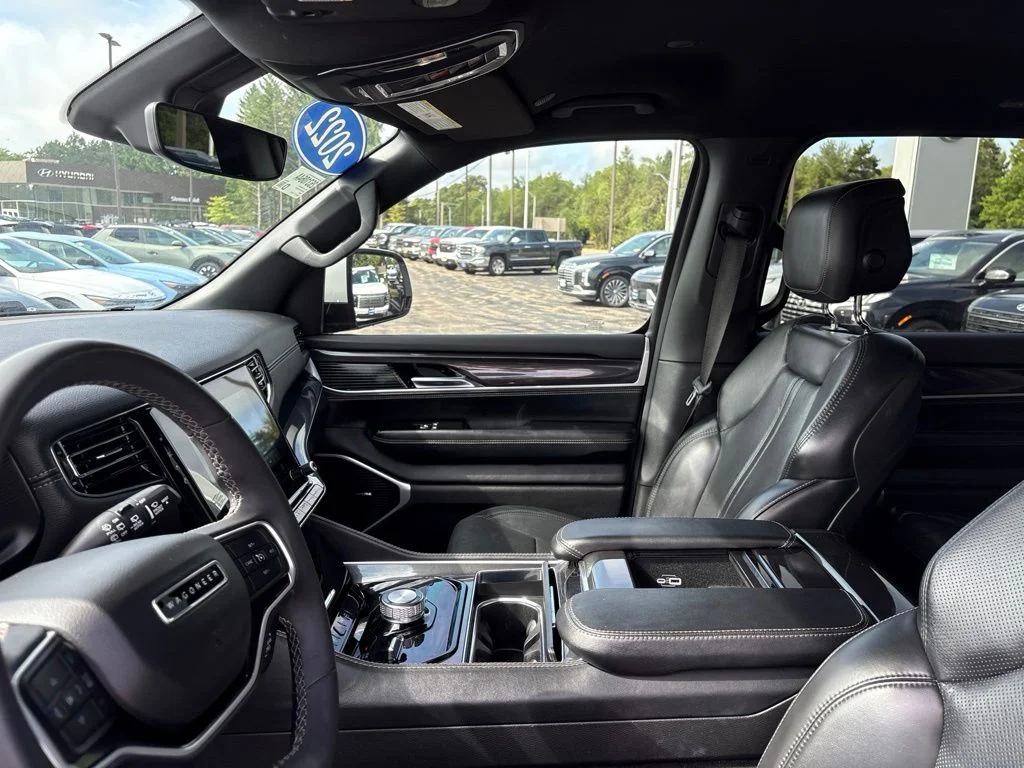 Used 2022 Bright White Clearcoat Jeep Series I image 12