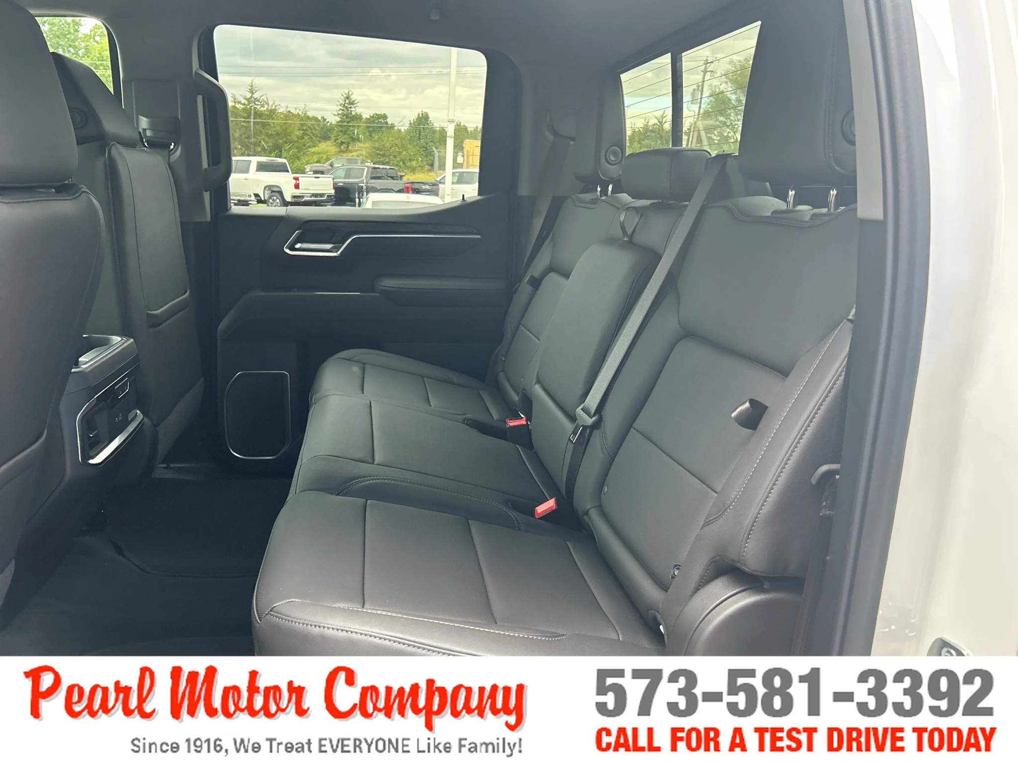 2026 GMC Sierra 1500 SLT - Photo 22