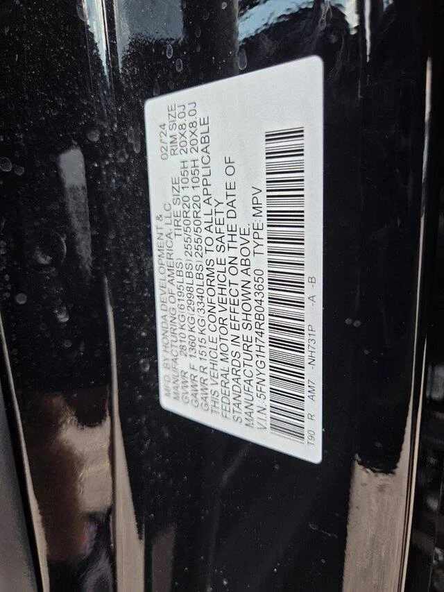 Certified Used 2024 Crystal Black Pearl Honda Touring image 34