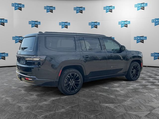 New 2026 High Gloss Black Exterior Paint Jeep Summit Obsidian image 5