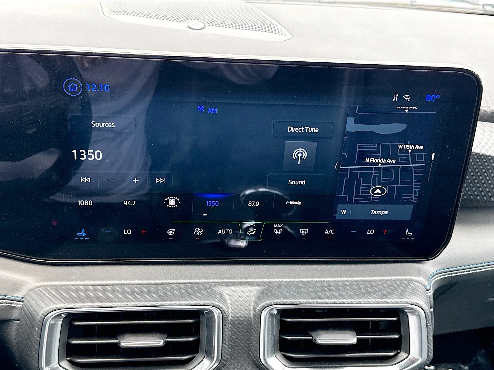Used 2024 Grabber Blue Metallic Ford GT Premium image 29