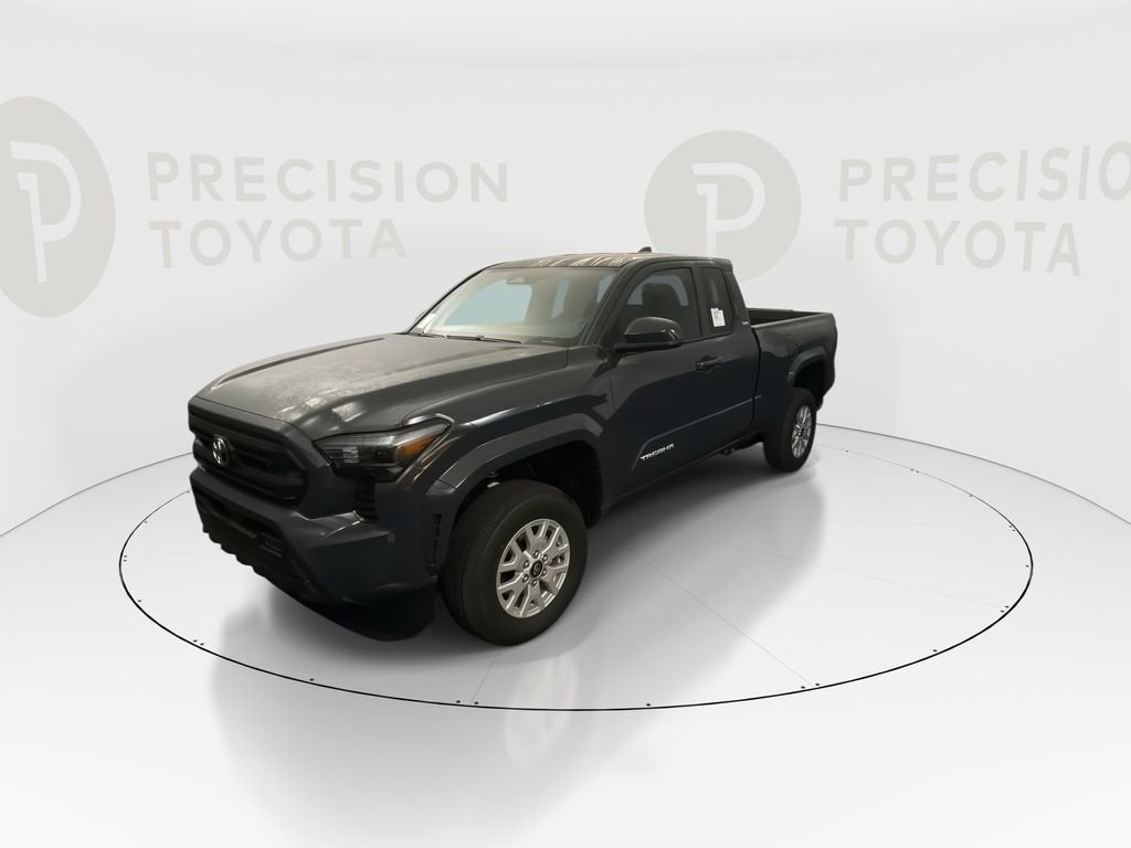 2026 Toyota Tacoma SR5 - Photo 8