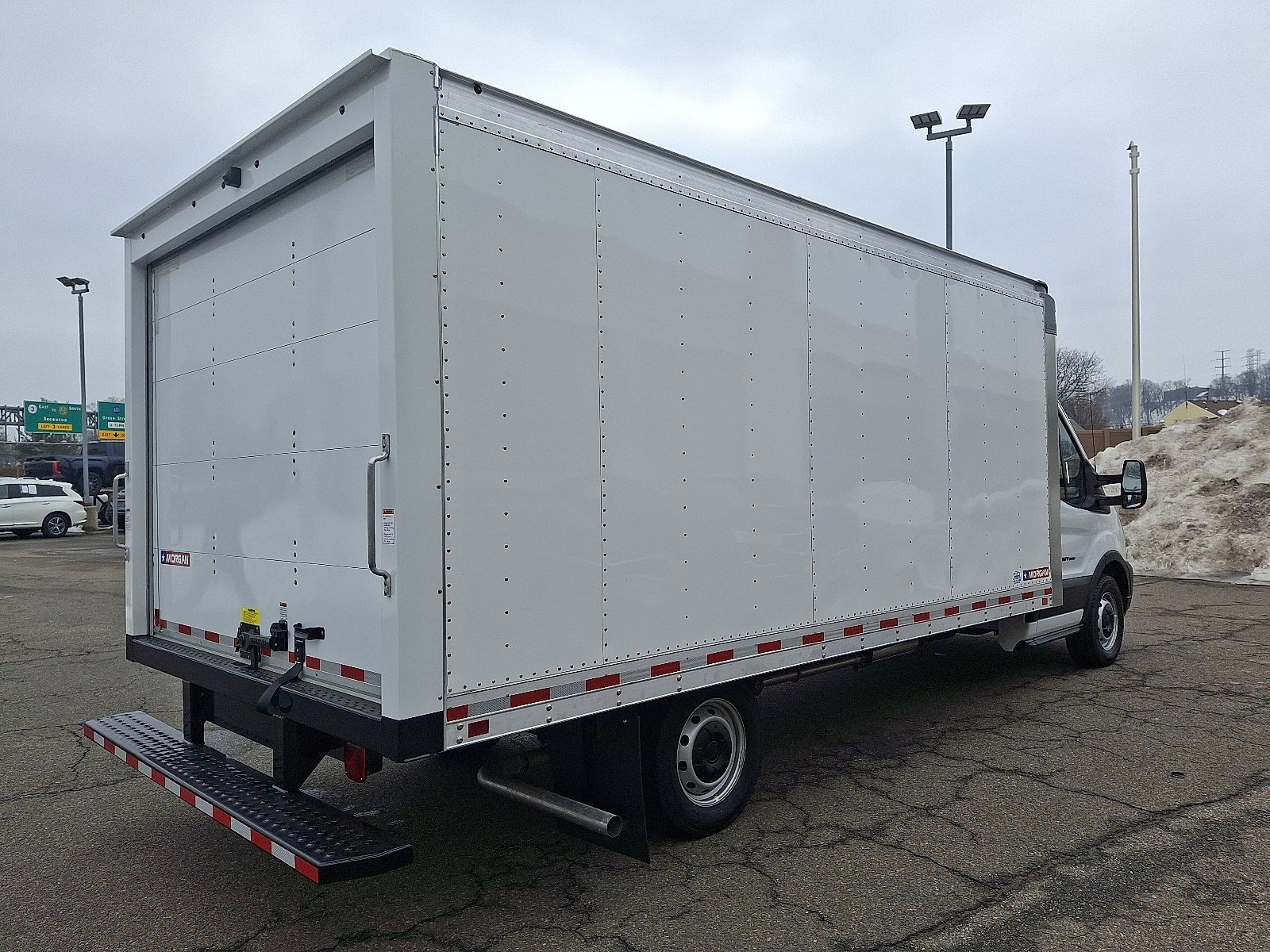 Used 2026 Oxford White - YZ Ford  image 4