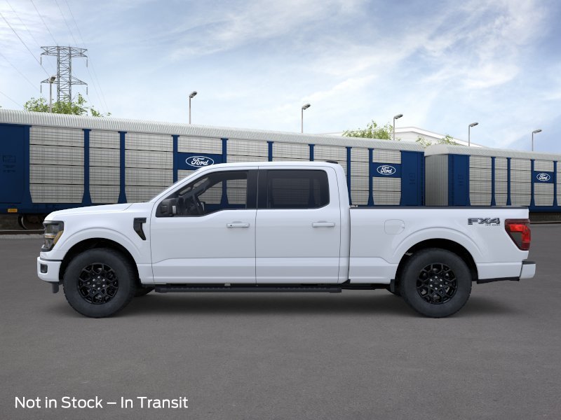 New 2026 Oxford White Ford XLT image 4
