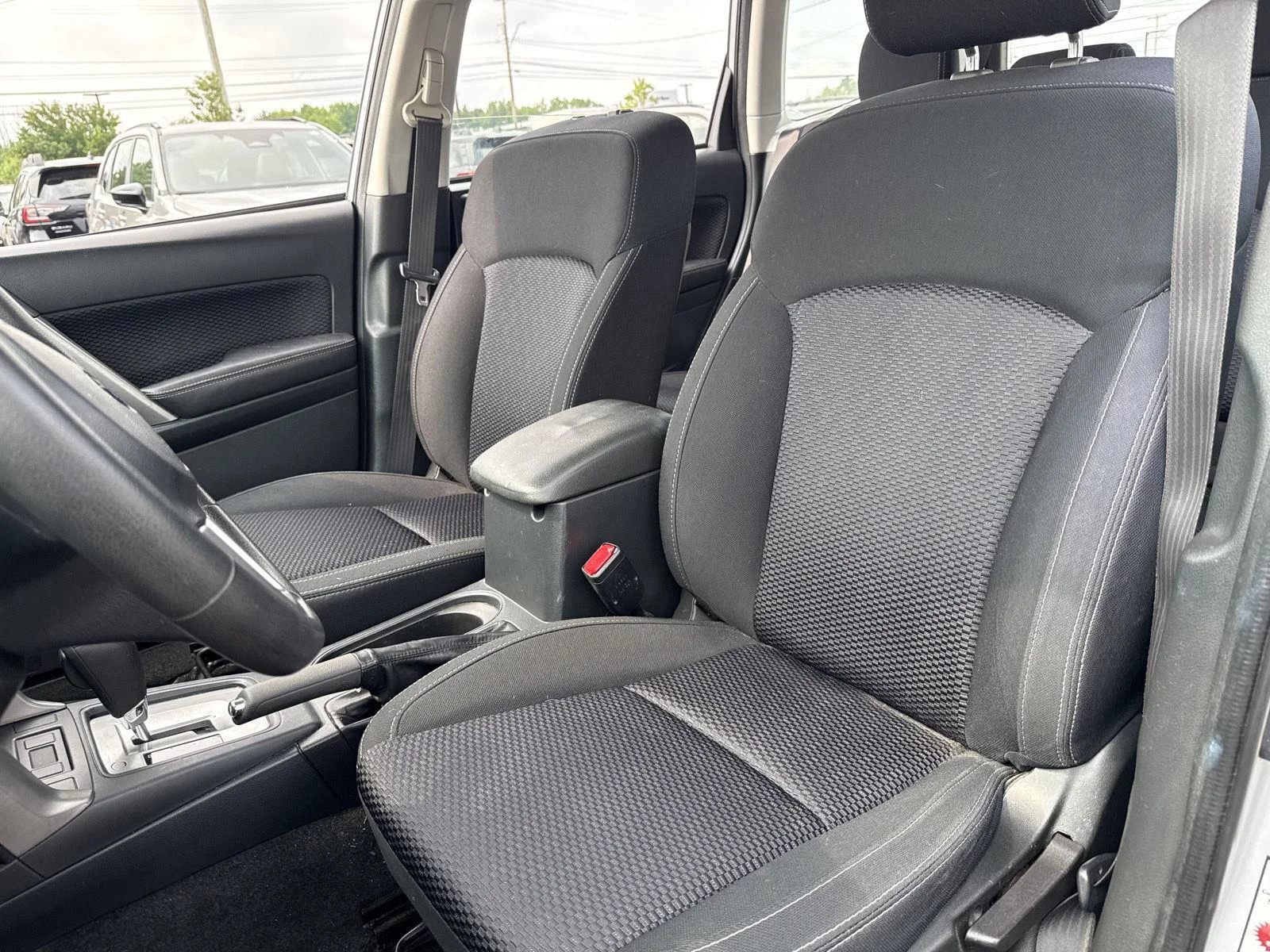 Used 2018 Ice Silver Metallic Subaru 2.5i image 8