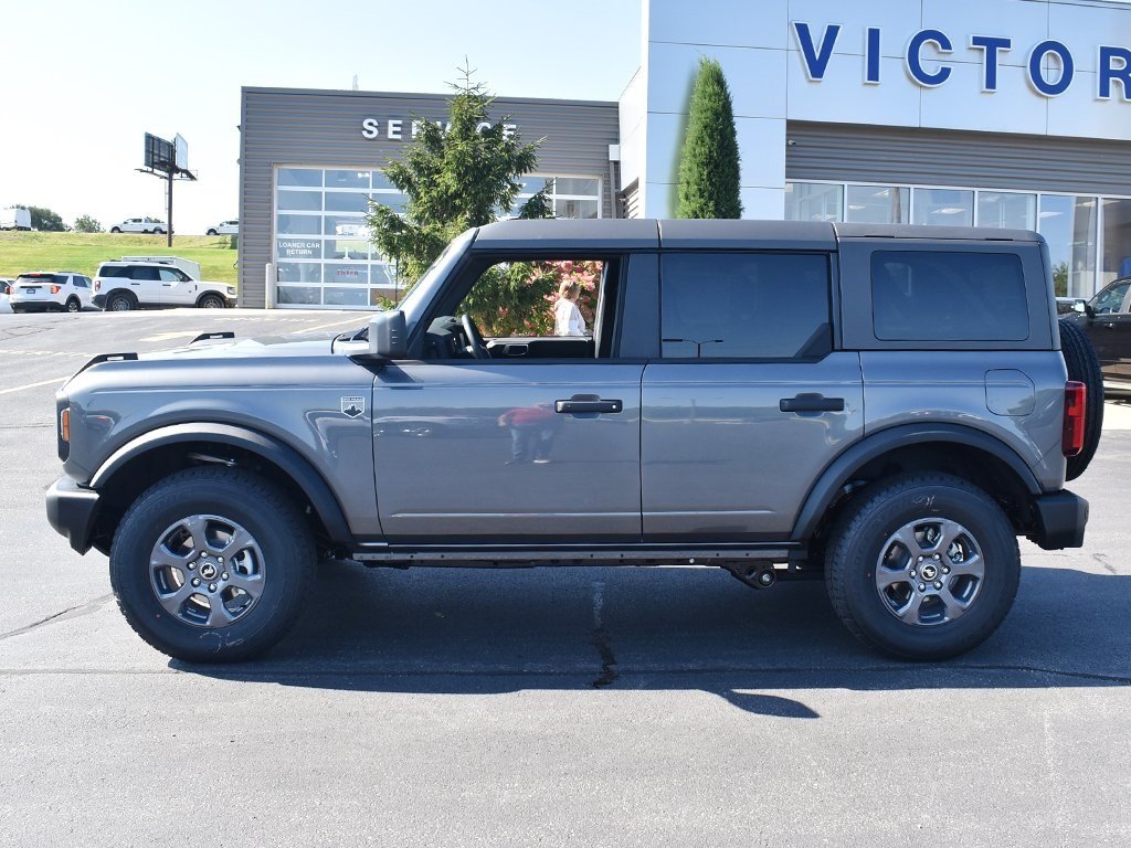 2025 Ford Bronco Big Bend photo 2