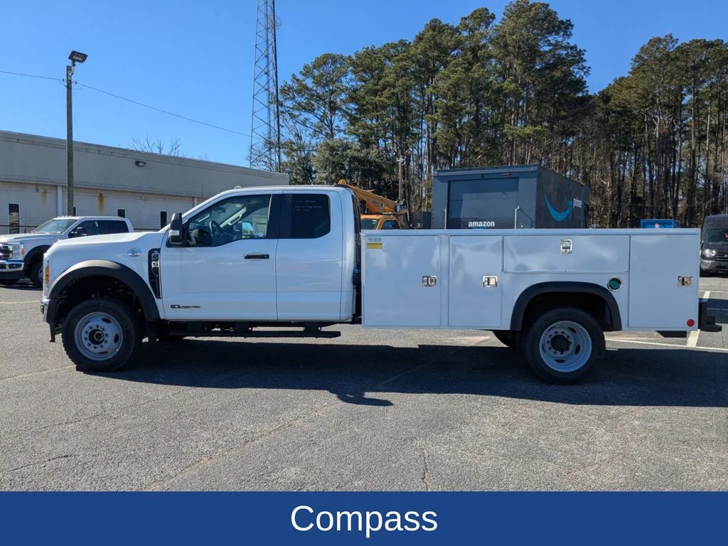 New 2025 Oxford White Ford XL image 7