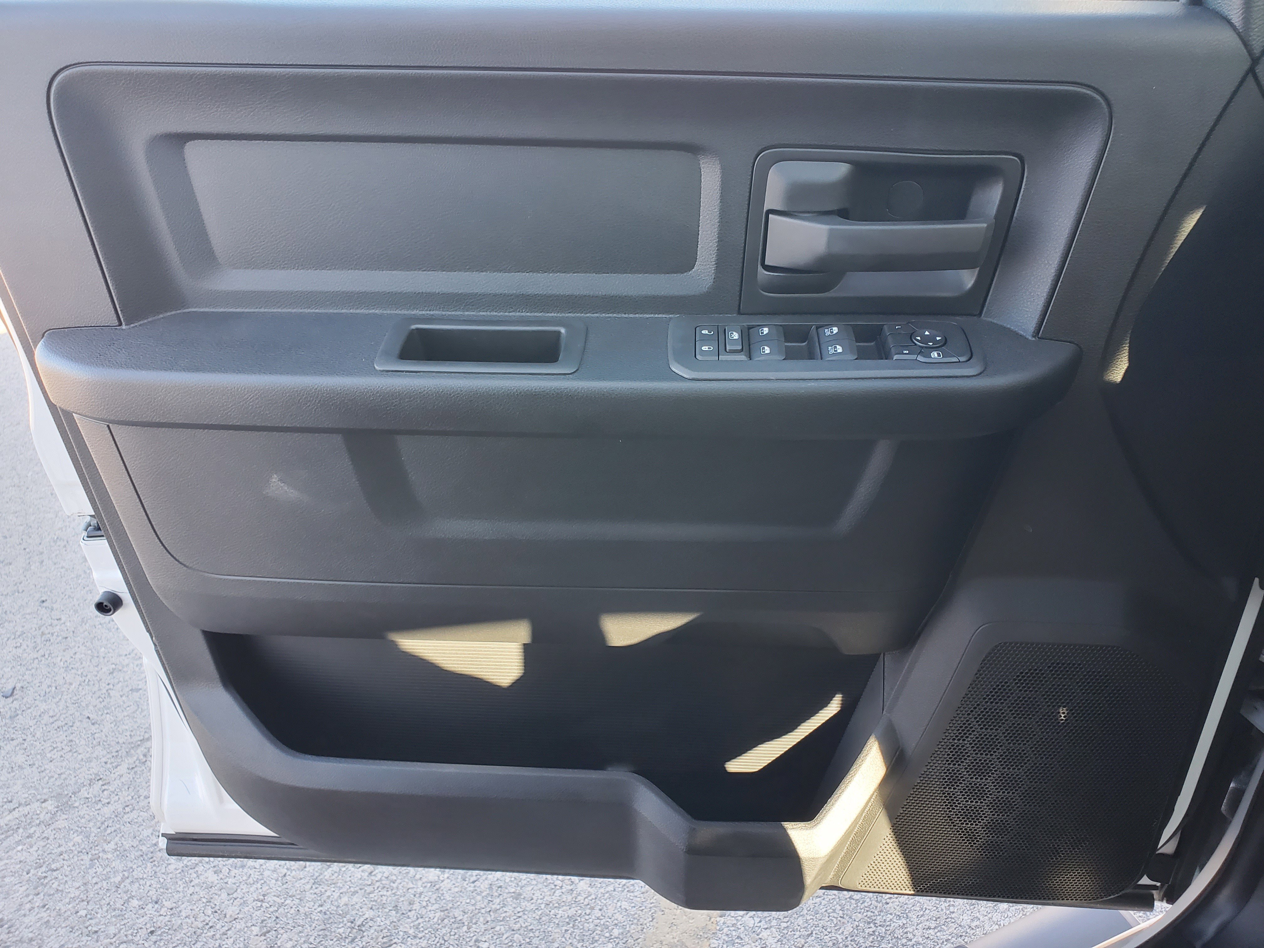 2026 RAM 2500 Tradesman - Photo 27