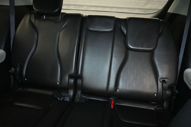 2024 Kia Carnival LX Seat Pkg - Photo 12