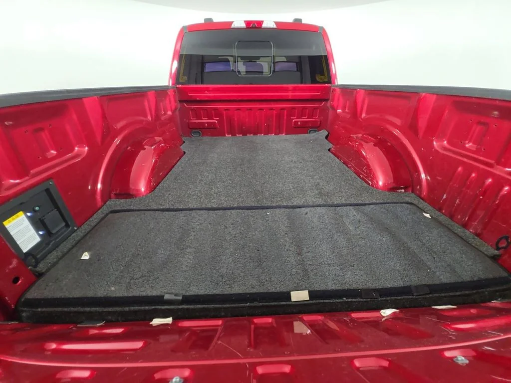 Used 2021 Red Ford XLT image 16