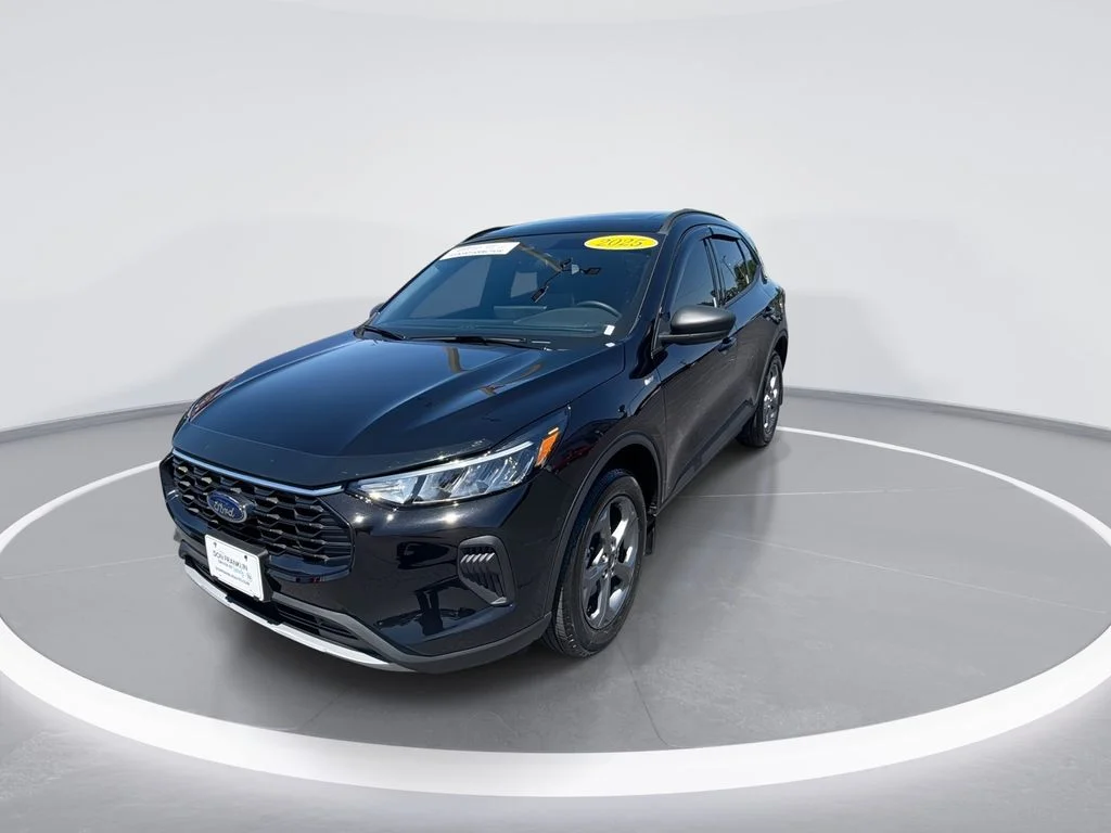 Used 2025 Black Ford ST-Line image 4