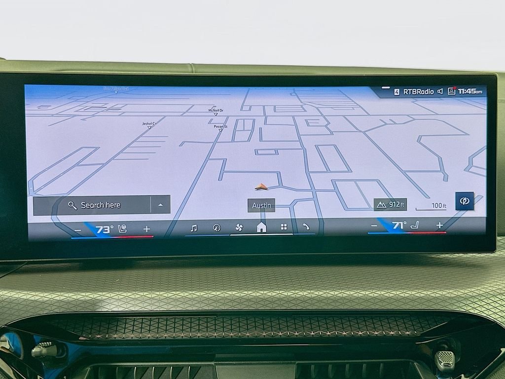 2025 BMW 4 Series M440i - Photo 13