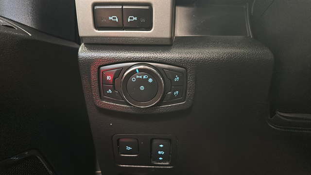 Used 2017 Black Ford Lariat image 33