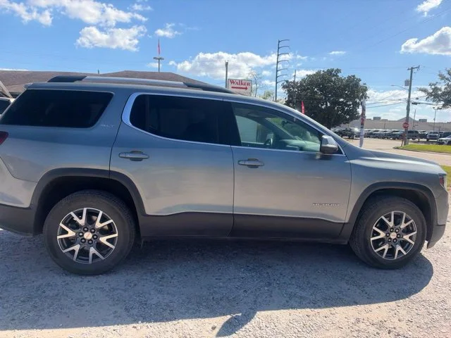 Used 2023 Silver GMC SLT image 16