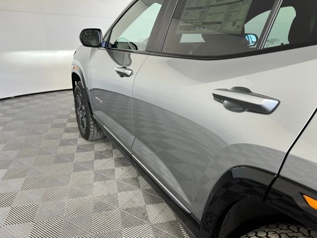 2026 GMC Terrain AT4 - Photo 10
