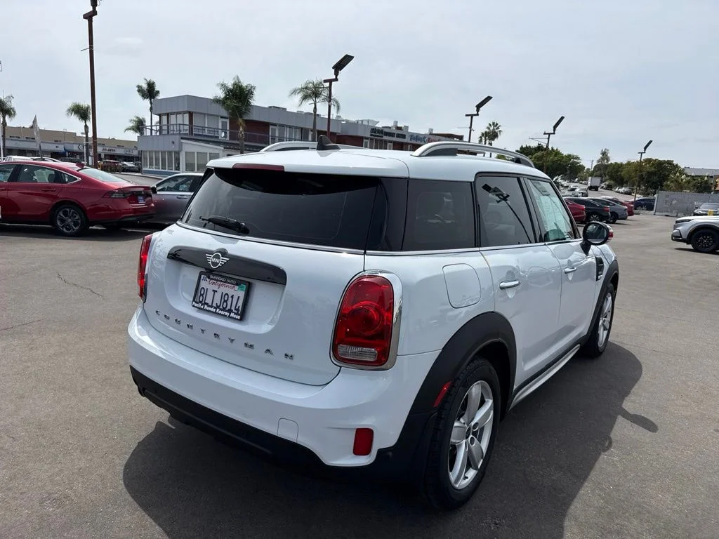 Used 2019 White MINI Classic image 5