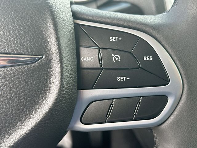 Used 2023 Silver Chrysler Touring image 41