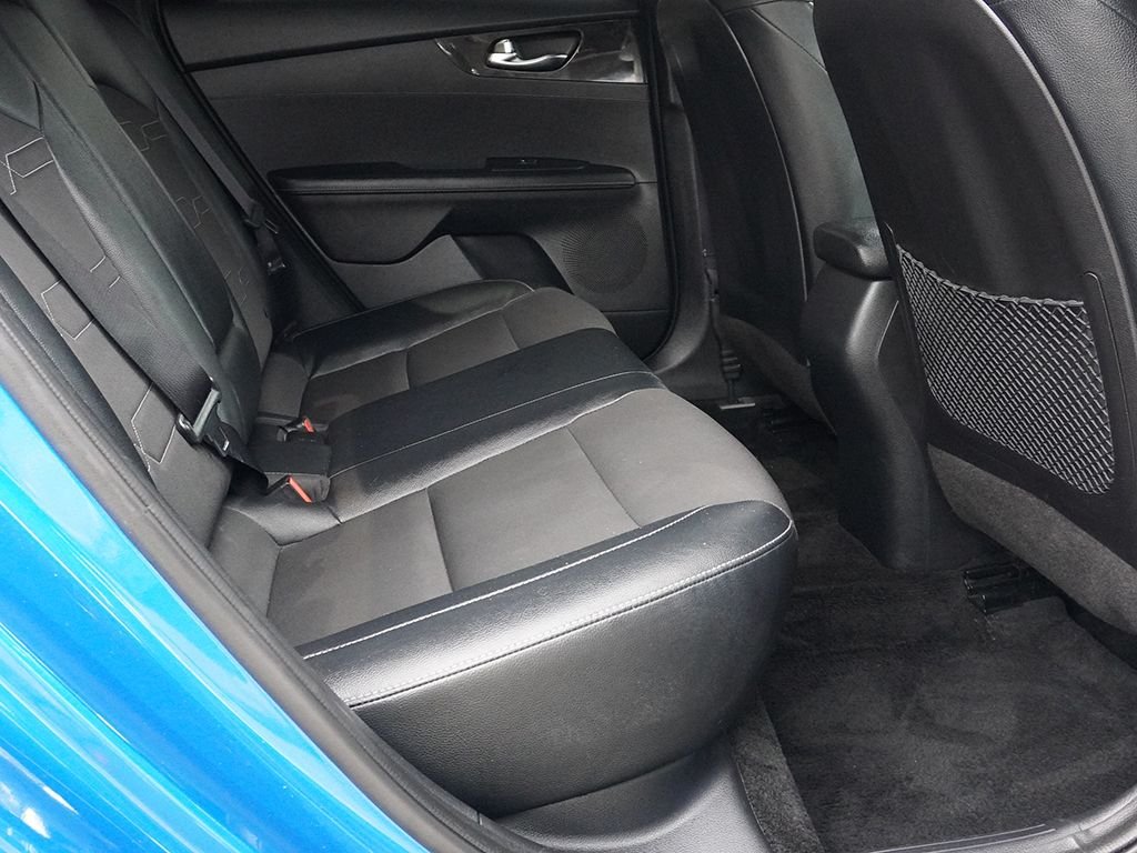 Used 2022 Blue Kia GT-Line image 26