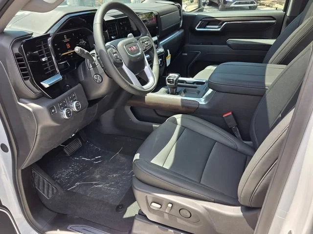 2026 GMC Sierra 1500 SLT - Photo 5